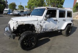 2015 Jeep Wrangler Unlimited - Image 2