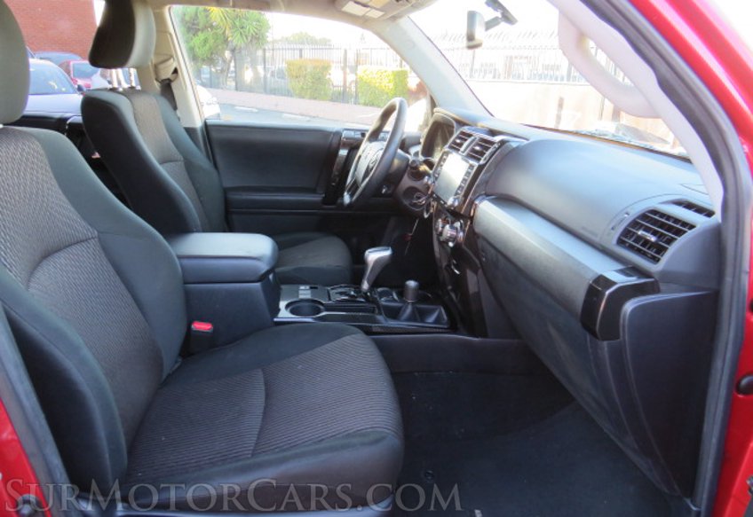 2020 Toyota 4Runner - Image 24