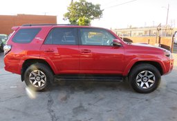 2020 Toyota 4Runner - Image 5