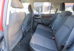 2020 Toyota 4Runner - Image 27