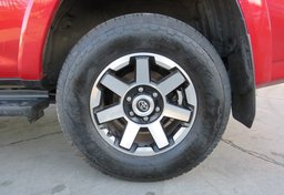 2020 Toyota 4Runner - Image 18