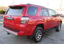 2020 Toyota 4Runner - Image 9