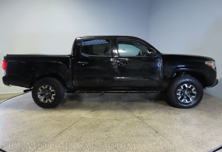 2022 Toyota Tacoma - Image 10