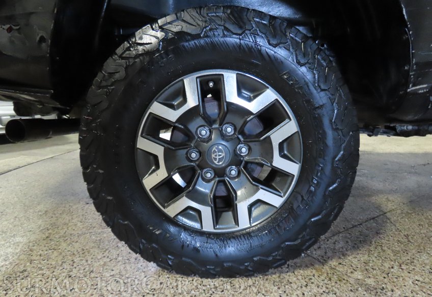 2022 Toyota Tacoma - Image 46