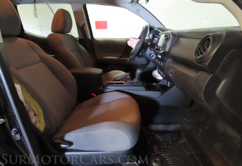 2022 Toyota Tacoma - Image 26