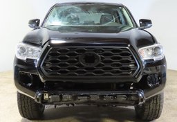 2022 Toyota Tacoma - Image 11