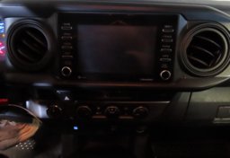 2022 Toyota Tacoma - Image 39