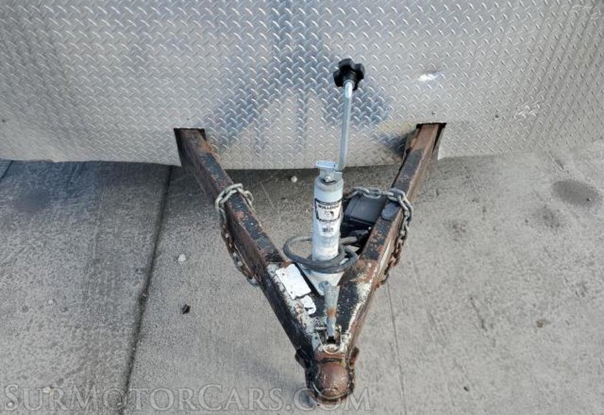 2006 Utility 48Stramps - Image 6