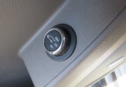 2020 Chevrolet Traverse - Image 46