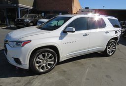 2020 Chevrolet Traverse - Image 2