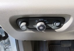 2020 Chevrolet Traverse - Image 43