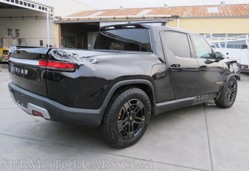 2022 Rivian R1T - Image 9