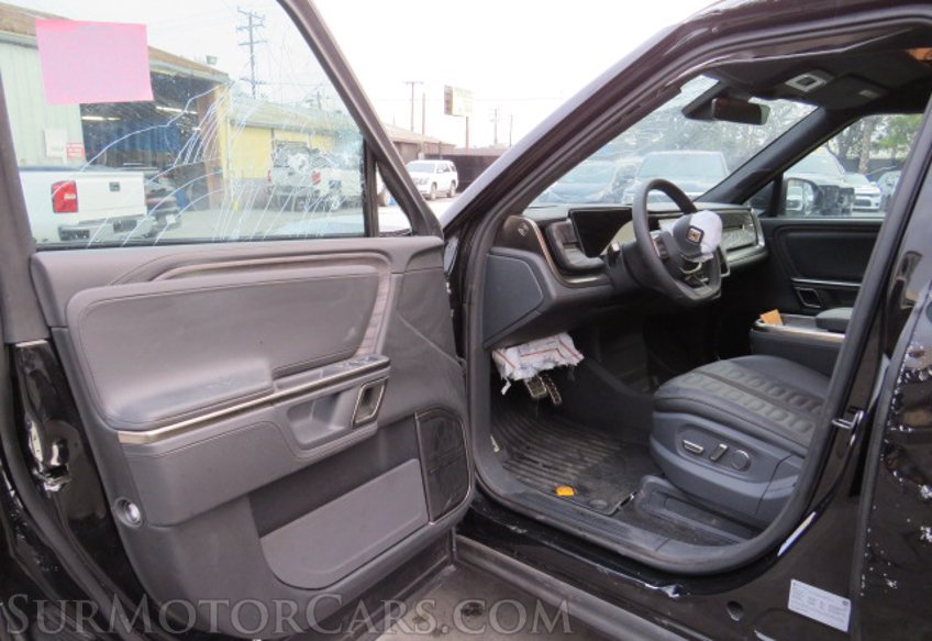 2022 Rivian R1T - Image 21