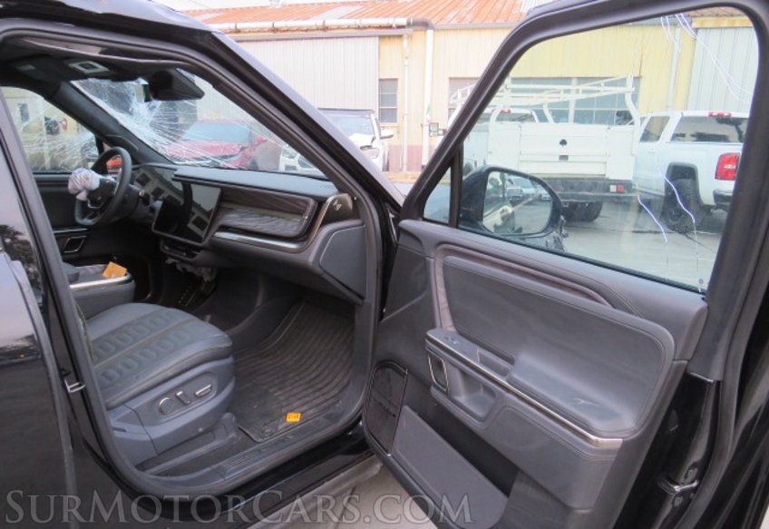 2022 Rivian R1T - Image 22