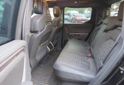 2022 Rivian R1T - Image 29