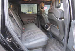 2022 Rivian R1T - Image 32