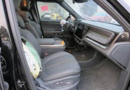 2022 Rivian R1T - Image 27