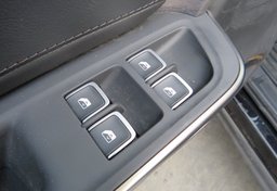 2022 Rivian R1T - Image 43