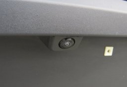 2022 Rivian R1T - Image 18