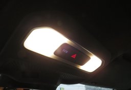 2022 Rivian R1T - Image 37