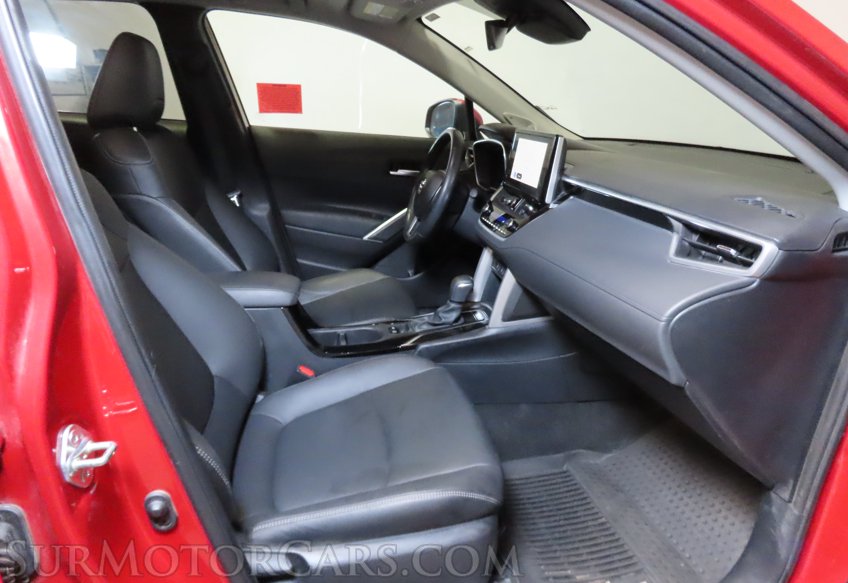 2023 Toyota Corolla Cross - Image 22