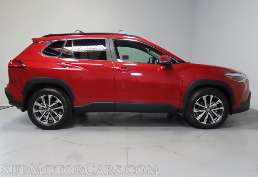 2023 Toyota Corolla Cross - Image 10