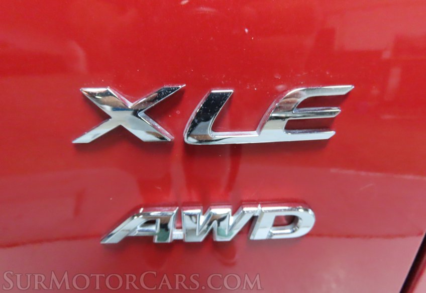 2023 Toyota Corolla Cross - Image 16