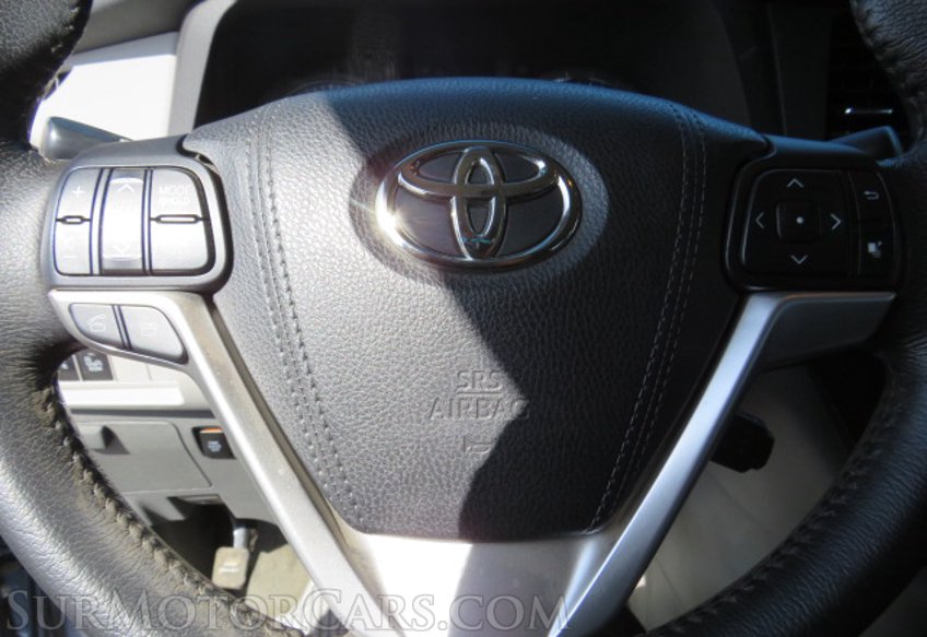 2015 Toyota Sienna - Image 41
