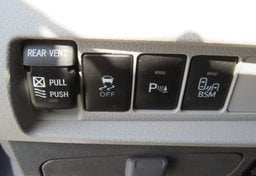 2015 Toyota Sienna - Image 46