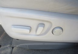 2015 Toyota Sienna - Image 50