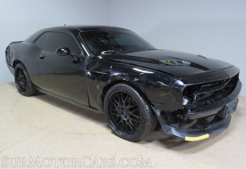 2018 Dodge Challenger - Image 2