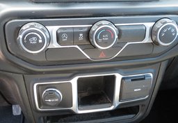 2020 Jeep Wrangler Unlimited - Image 26