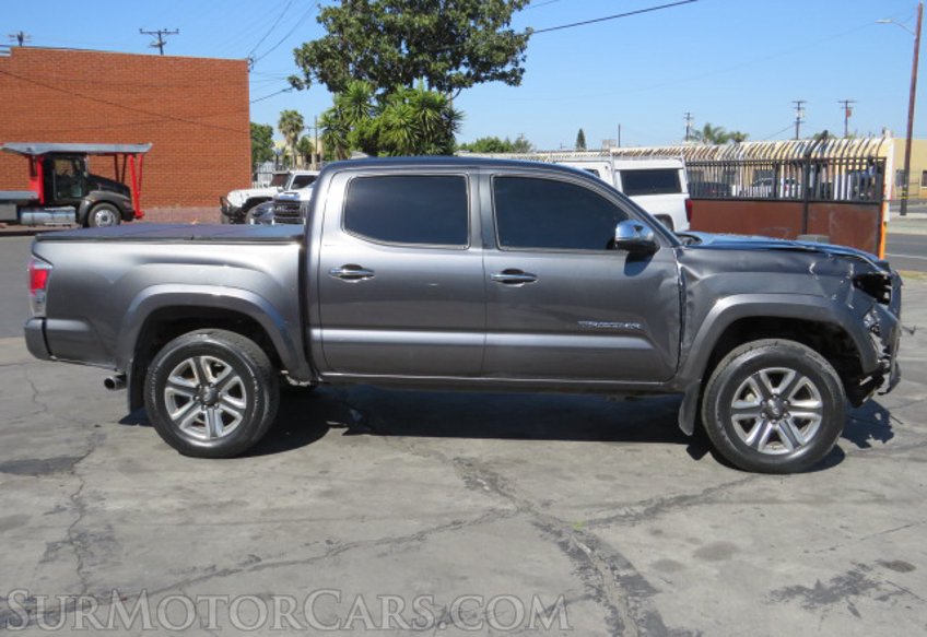 2018 Toyota Tacoma - Image 12