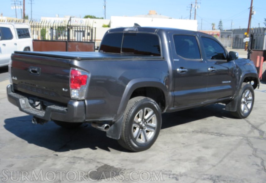 2018 Toyota Tacoma - Image 8