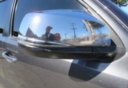 2018 Toyota Tacoma - Image 16