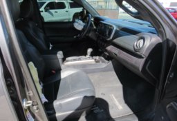 2018 Toyota Tacoma - Image 31