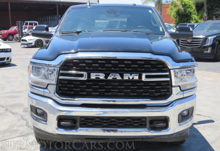 2022 Ram 3500 - Image 15