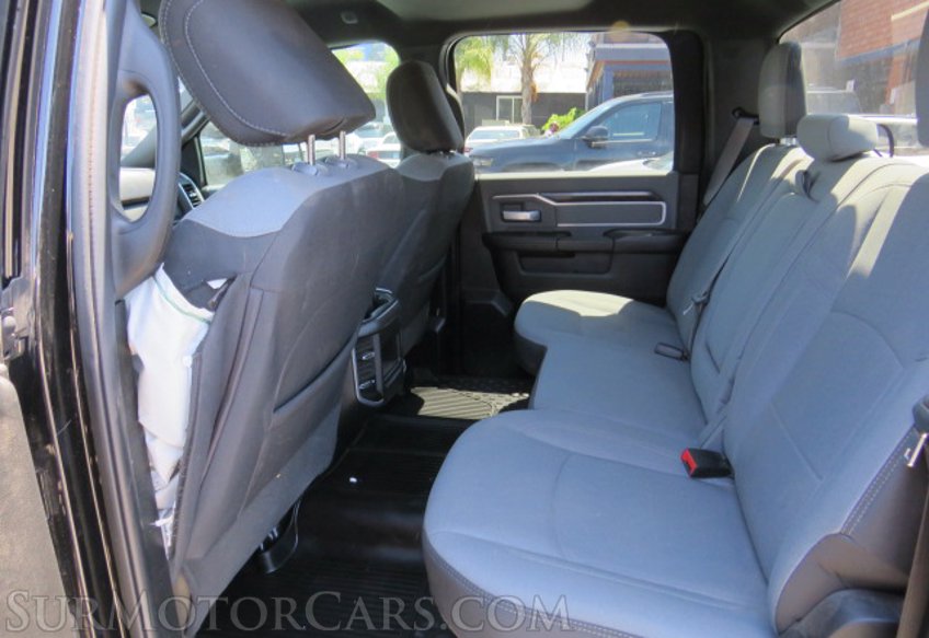 2022 Ram 3500 - Image 34