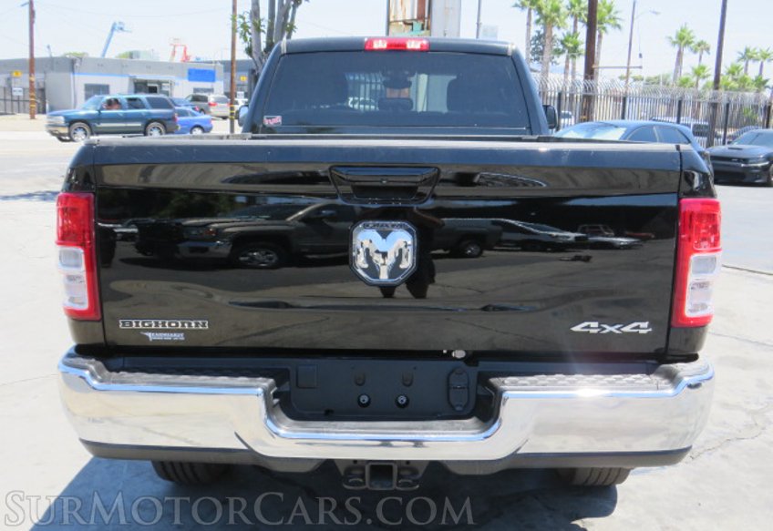 2022 Ram 3500 - Image 12