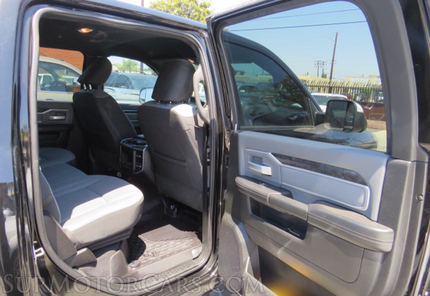 2022 Ram 3500 - Image 33