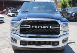 2022 Ram 3500 - Image 15