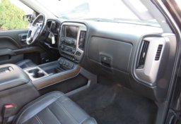 2018 GMC Sierra 1500 - Image 30