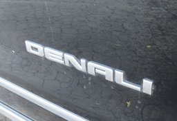 2018 GMC Sierra 1500 - Image 25