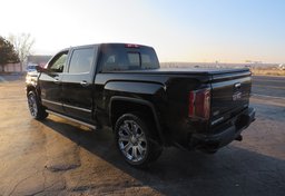 2018 GMC Sierra 1500 - Image 8