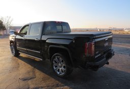 2018 GMC Sierra 1500 - Image 5