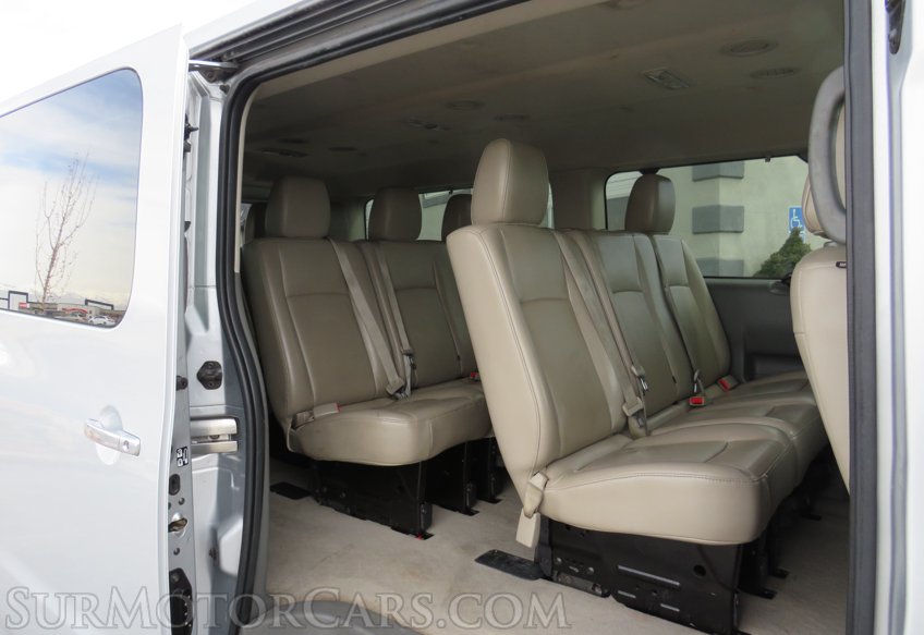 2018 Nissan NV Passenger - Image 31