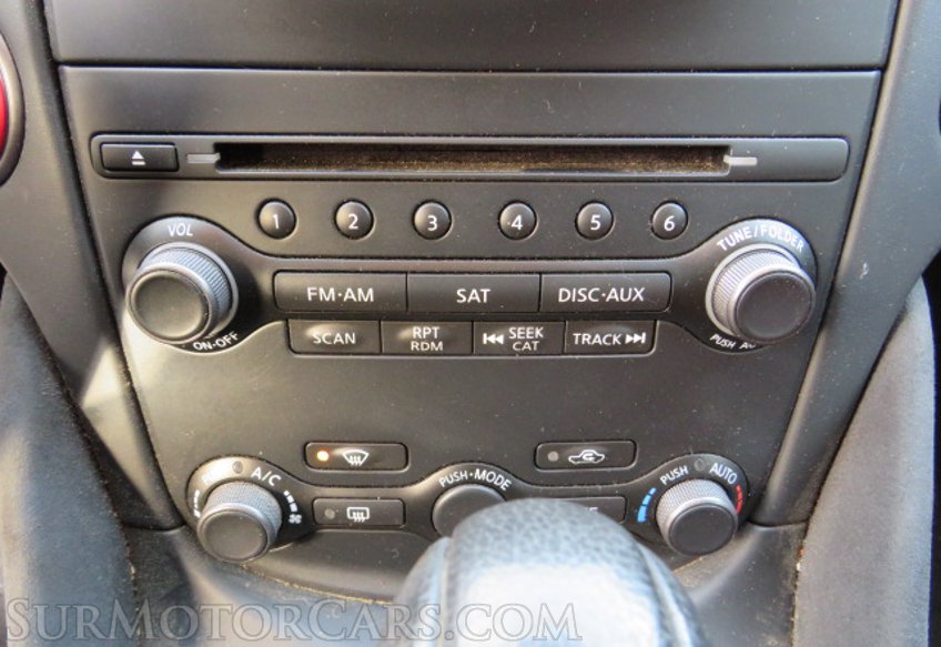 2015 Nissan 370Z - Image 37