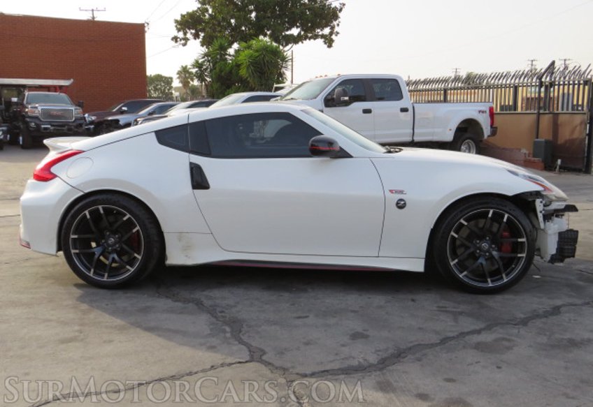 2015 Nissan 370Z - Image 11