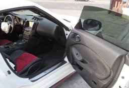 2015 Nissan 370Z - Image 21