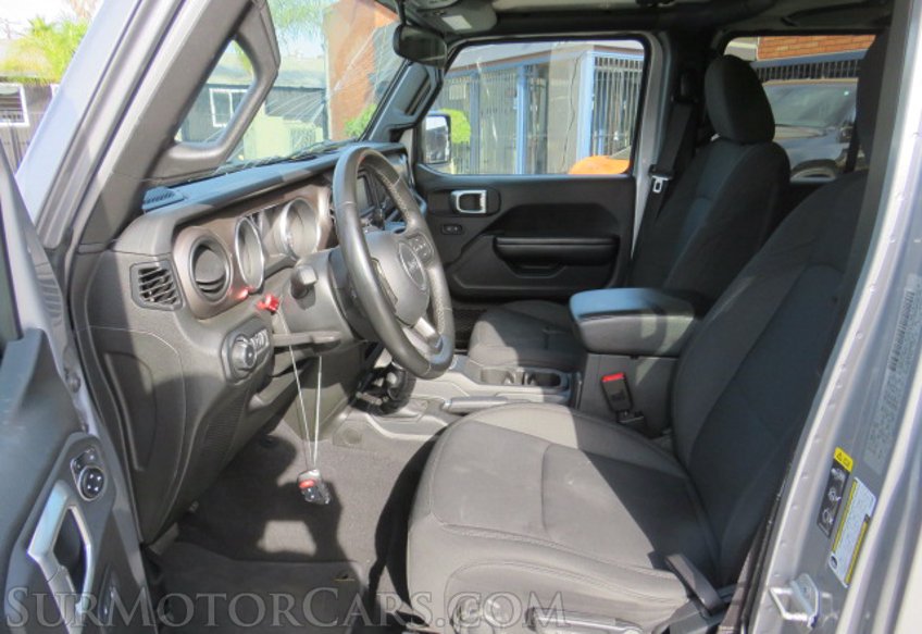 2020 Jeep Wrangler Unlimited - Image 23